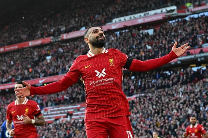 متجاوزًا 7 لاعبين من بينهم بيكهام.. محمد صلاح يصنع هدف ليفربول أمام لايبزيج (فيديو)